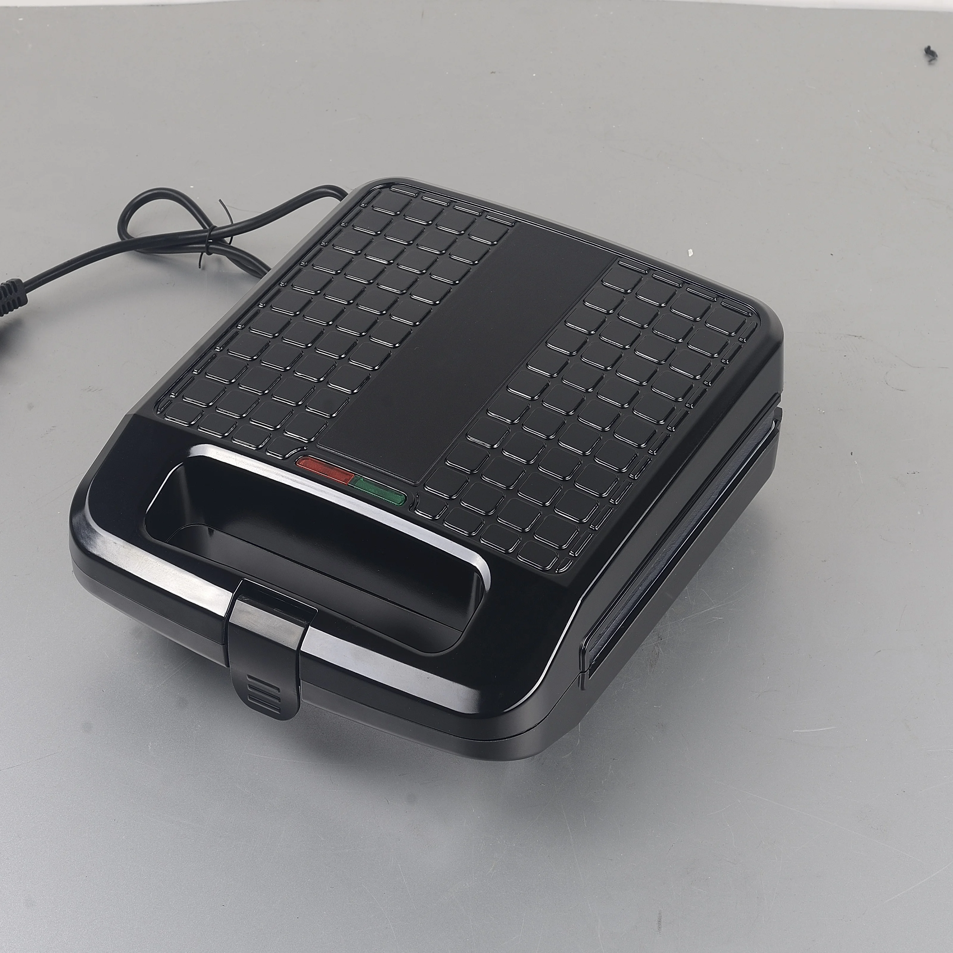 All Time Best Selling  Breakfast  4 Slice Detachable Sandwich Maker with Custom 3 in 1  Plate Good Design  Black  OEM Wrap