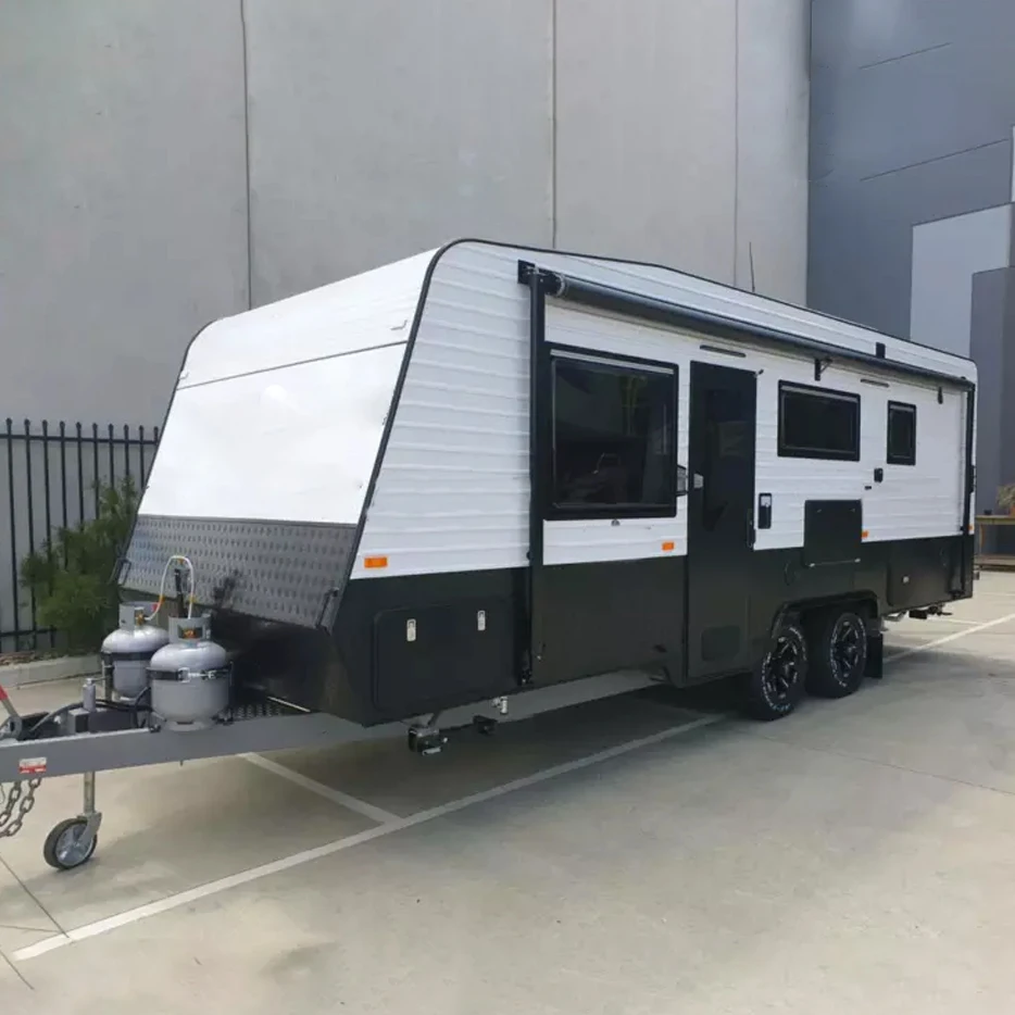21ft Good Price High Quality Mobile Touring  Camper Caravan Rv with Triple Bunk Beds for Sale