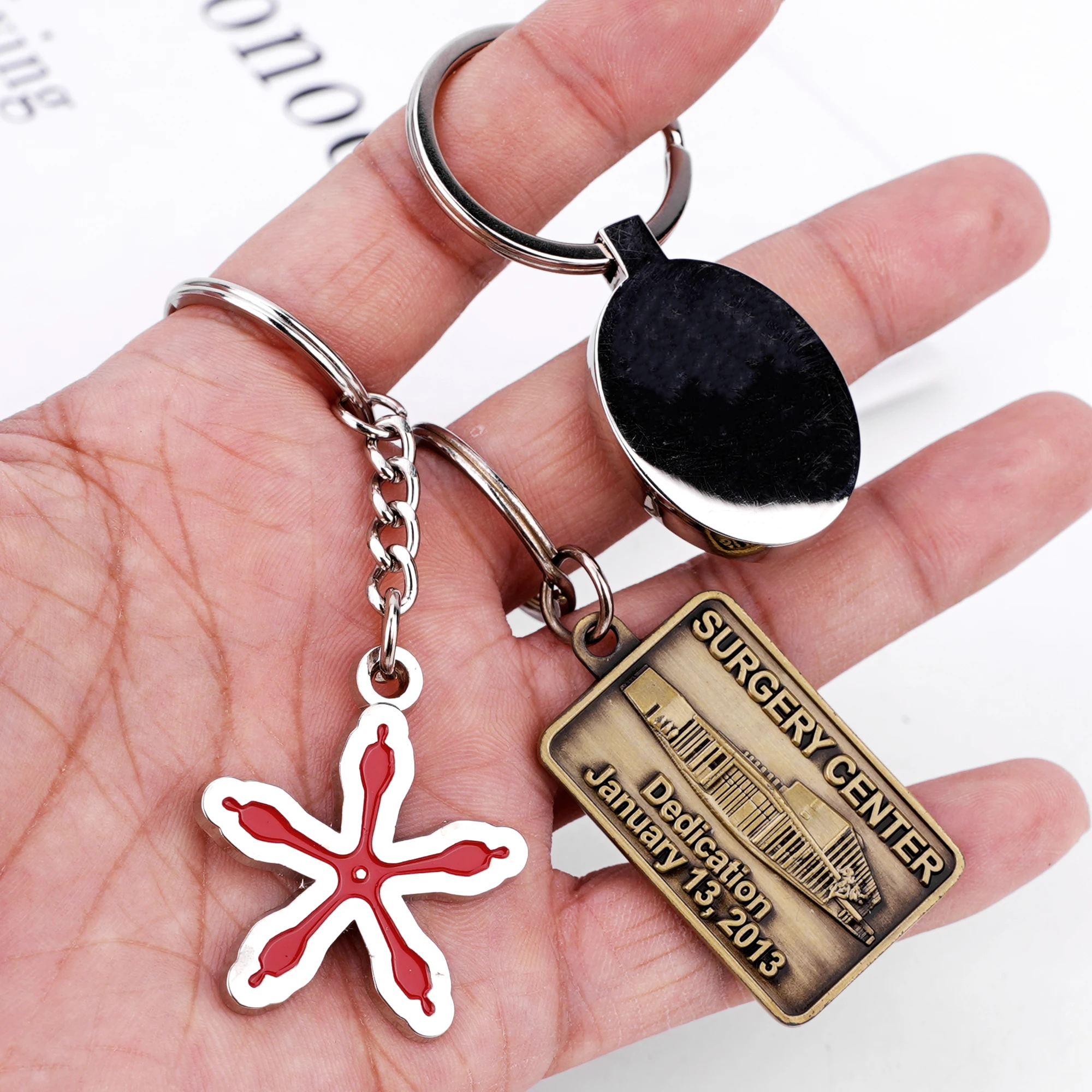 Free Logo Design Keychain Custom Zinc Alloy Metal Stainless Steel Soft And Hard Enamel Keychain Cute Anime Custom Keychain