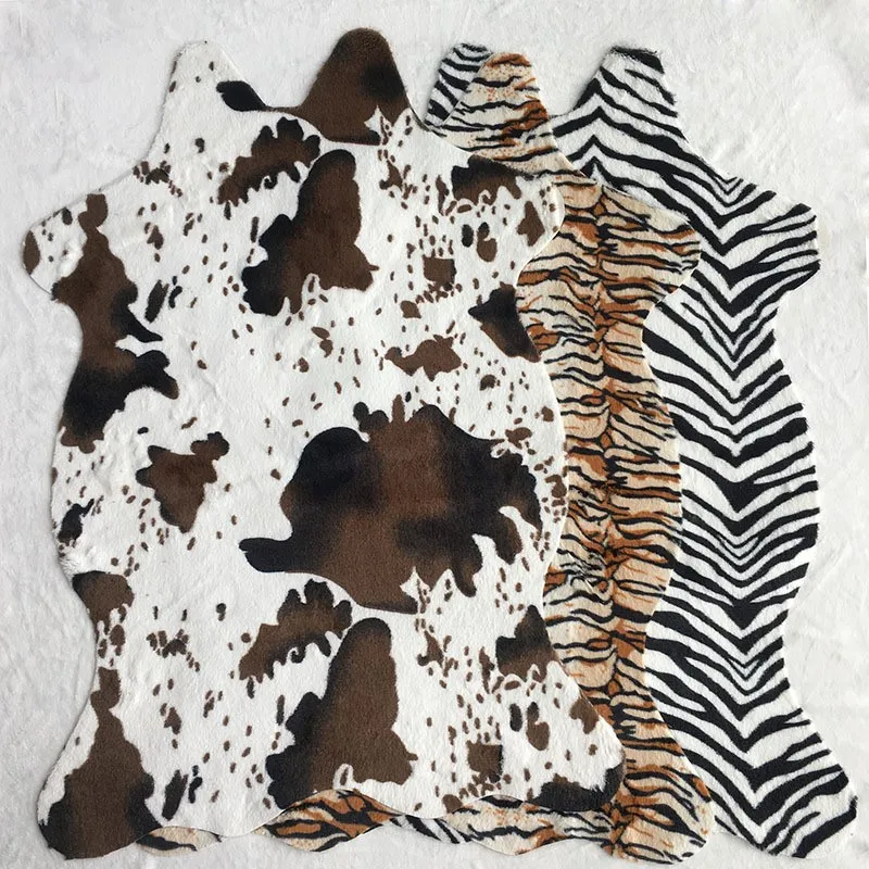 Wholesale household modern living room area fluffy animal faux fur cowhide rug leather