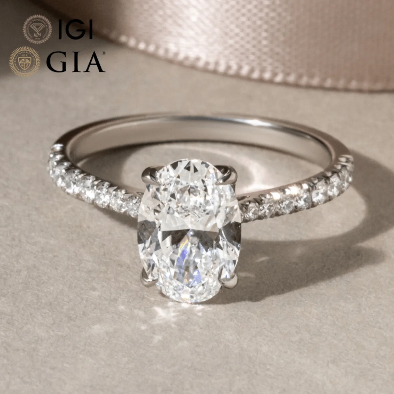 Custom Gia Igi Certified Vvs Cvd Lab Grown Created Diamond 10k 14k 18k Gold Oval Cut Petal Solitaire White Gold Engagement Ring