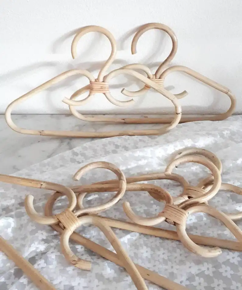 CHEAPEST PRICE! Eco-friendly rattan clothes hanger handmade natural color custom in Vietnam