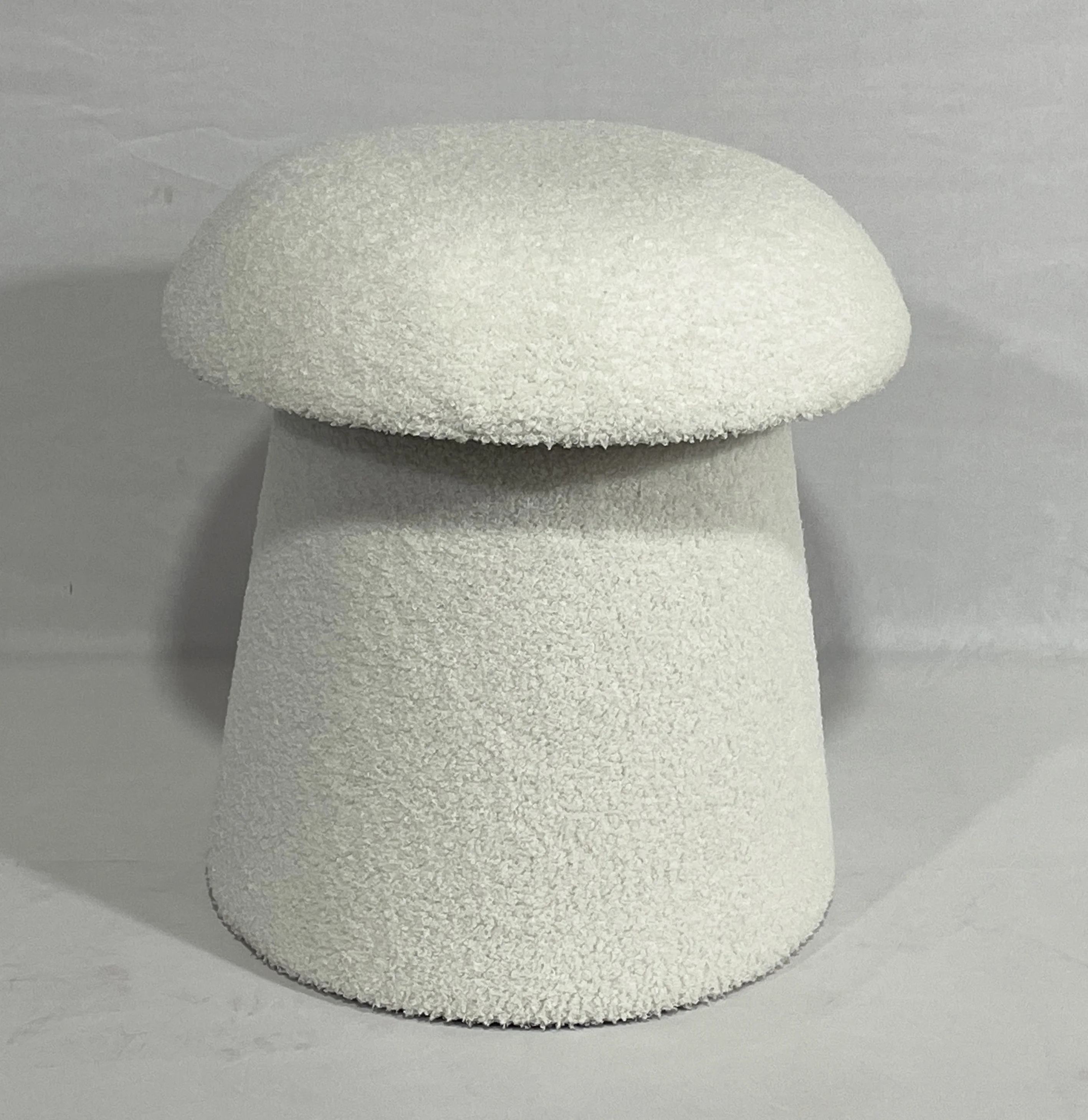 Fuzhou Fytch Nordic makeup stool living room footstool Boucle Fabric Upholstered Foot Rest Stool Mushroom Ottoman