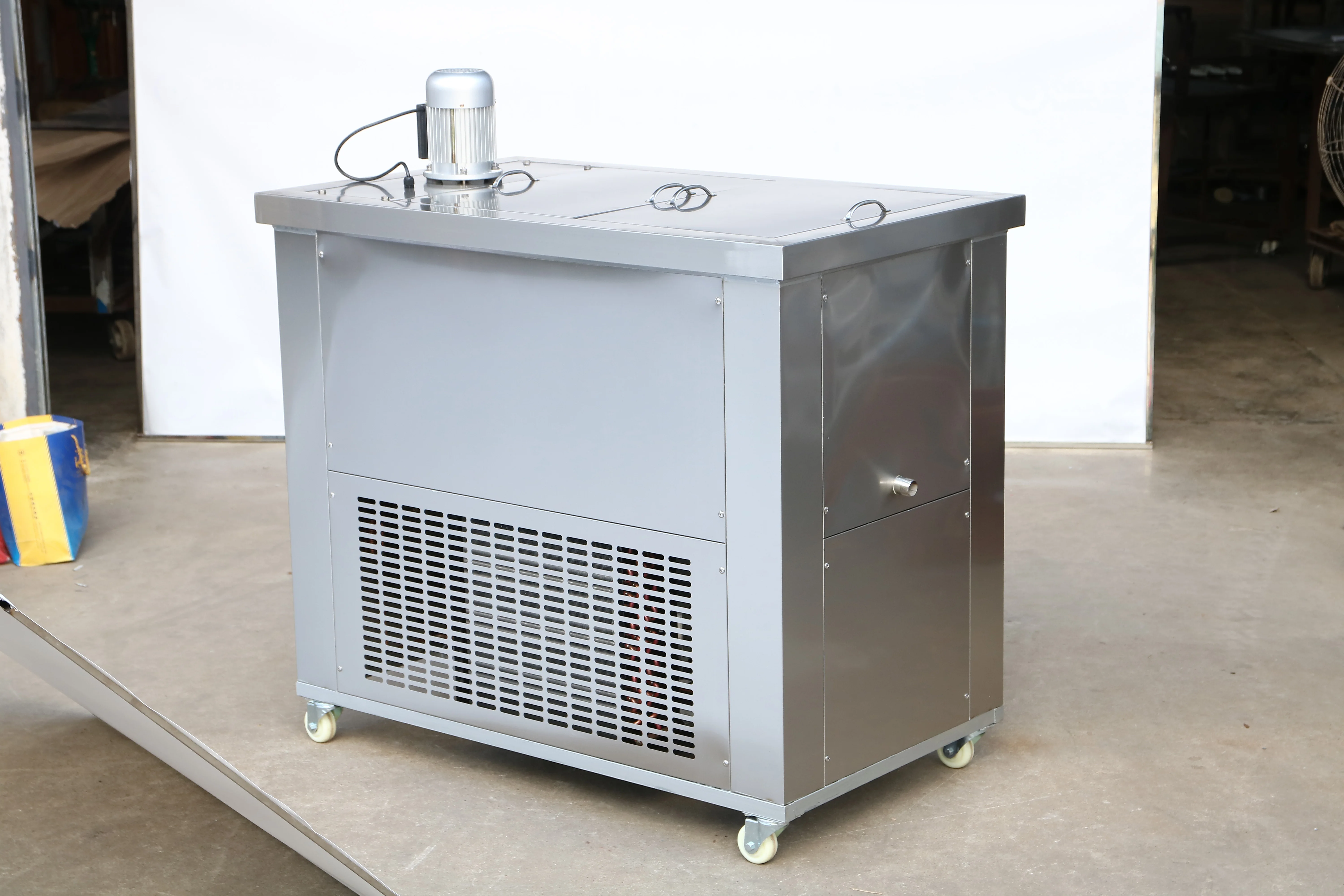 4 формы автоматическая машина для производства мороженого