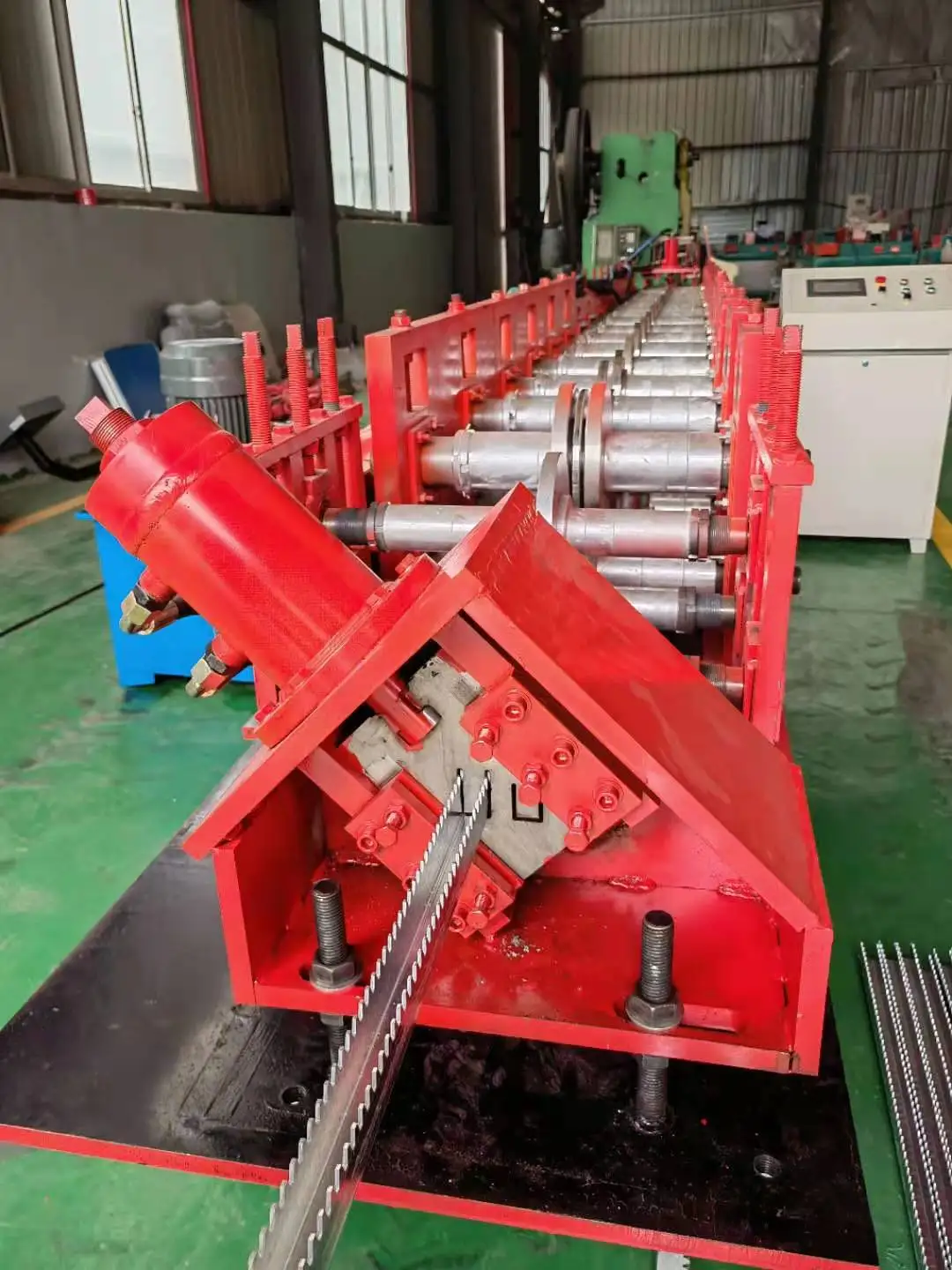 2024 gutter machine cold roll forming frame Purlin equipment greenhouse shading system rack machine