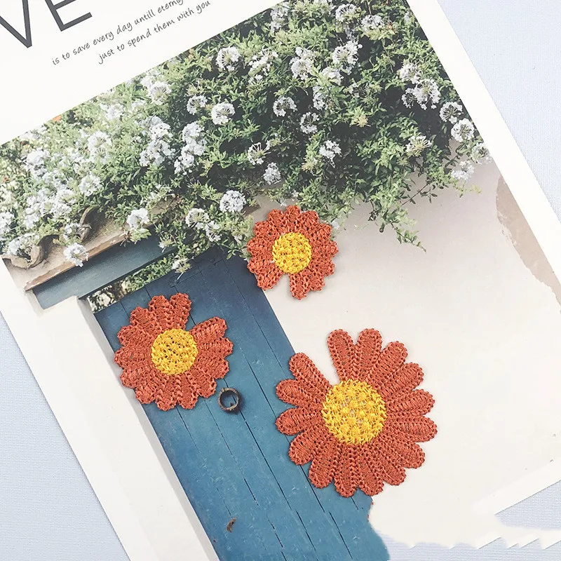 fashion 4.5cm daisy flower embroidered applique sunflower patches accessories for hair ornament,  child garment JCFL008