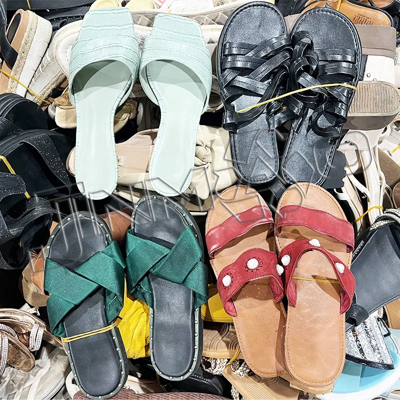 Hot Sale in Vietnam Round Toe Soft Sole Platform Flat Woman Sandals Stretch Fabric for Summer Mixed Bale of Used Shoes