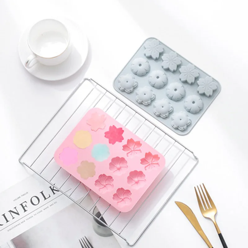 2023 Hot Sale Newly Arrived Healthy Material Good Quality Dog Claw Silicone Cookie Molds