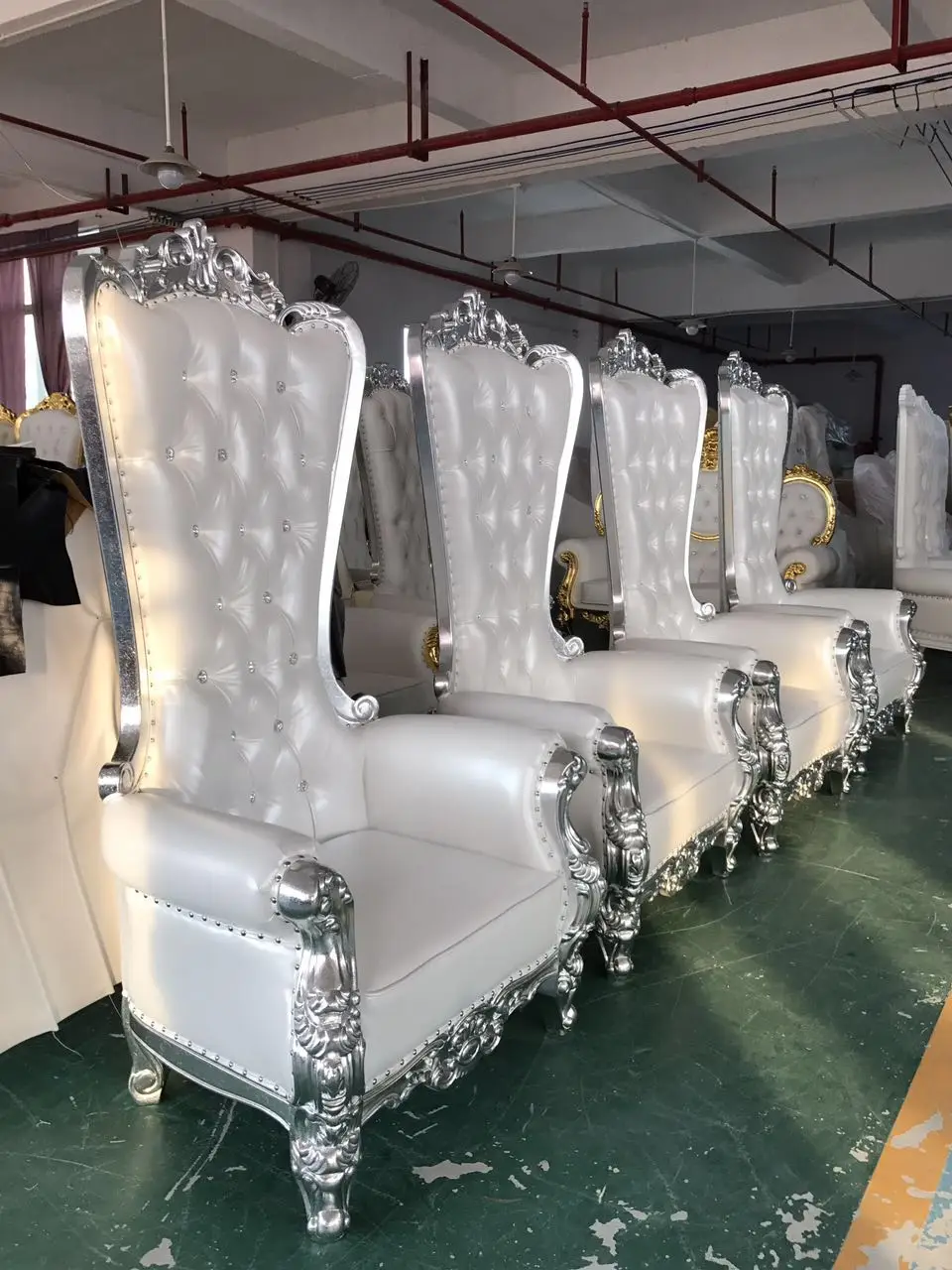 Quick delivery time Cheap High Back Event Furniture Gold Pedicure Royal King Queen Throne Chair For Wedding