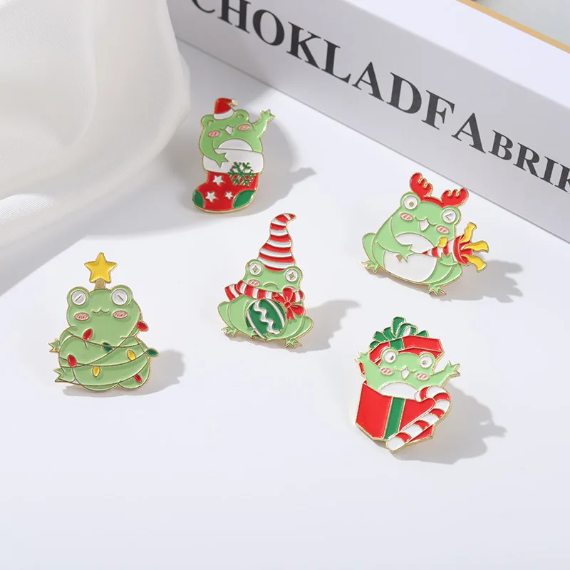 Christmas Series Zinc Alloy Brooch Creative Cartoon Cute Frog Hard Enamel Pin Metal Badge