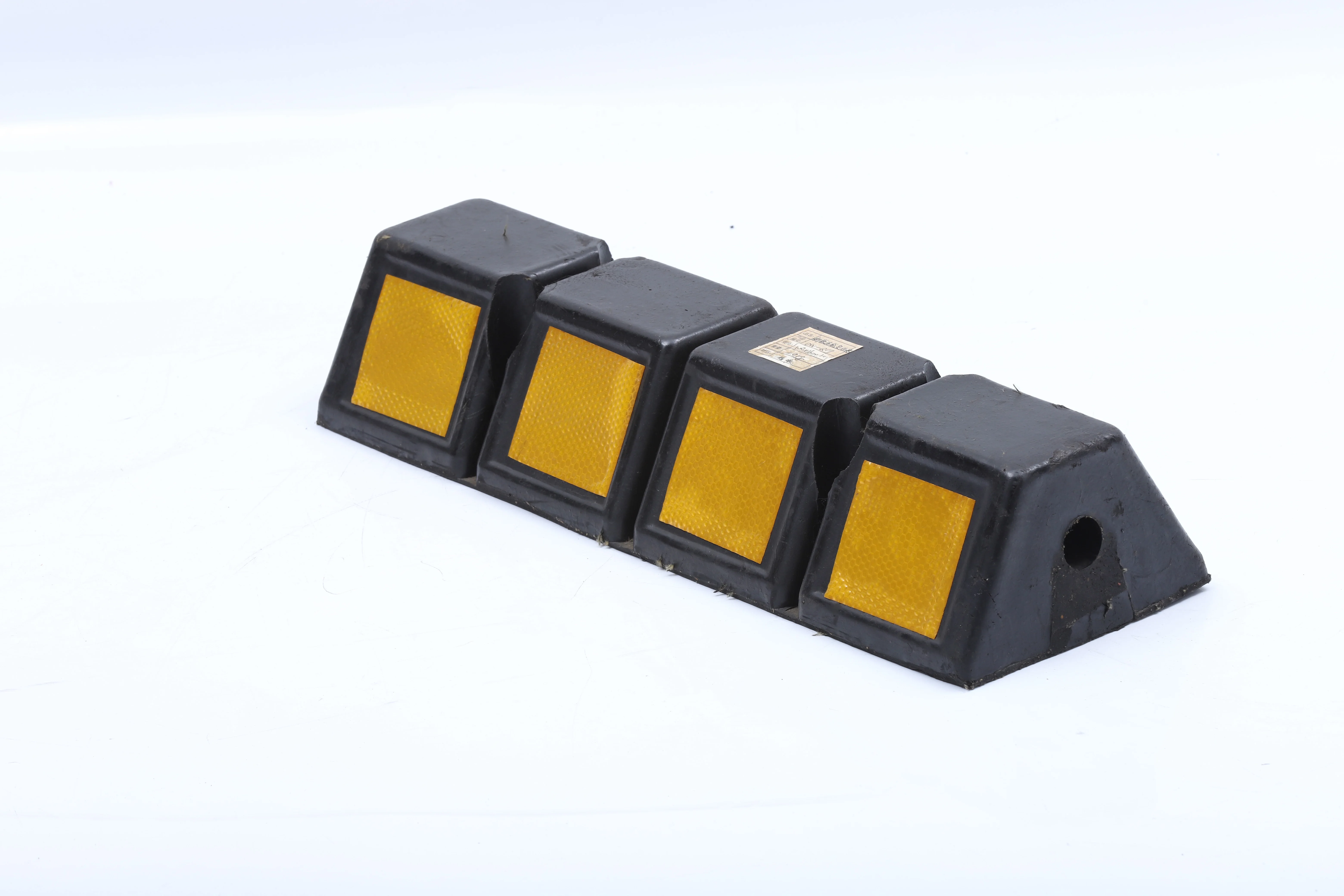 New STOP wheel stopper wheel chock stopper Rubber Parking Curbs Car parking wheel stopper