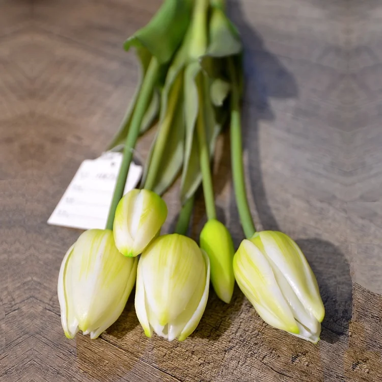 high quality artificial flower classic  tulip bunch for wedding decoration, event decoration and home decoration
