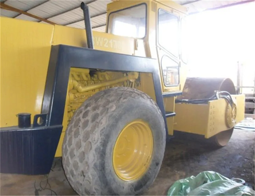 Б/у Bomag BW217D дорожный каток bw217d-2 вторая рука для