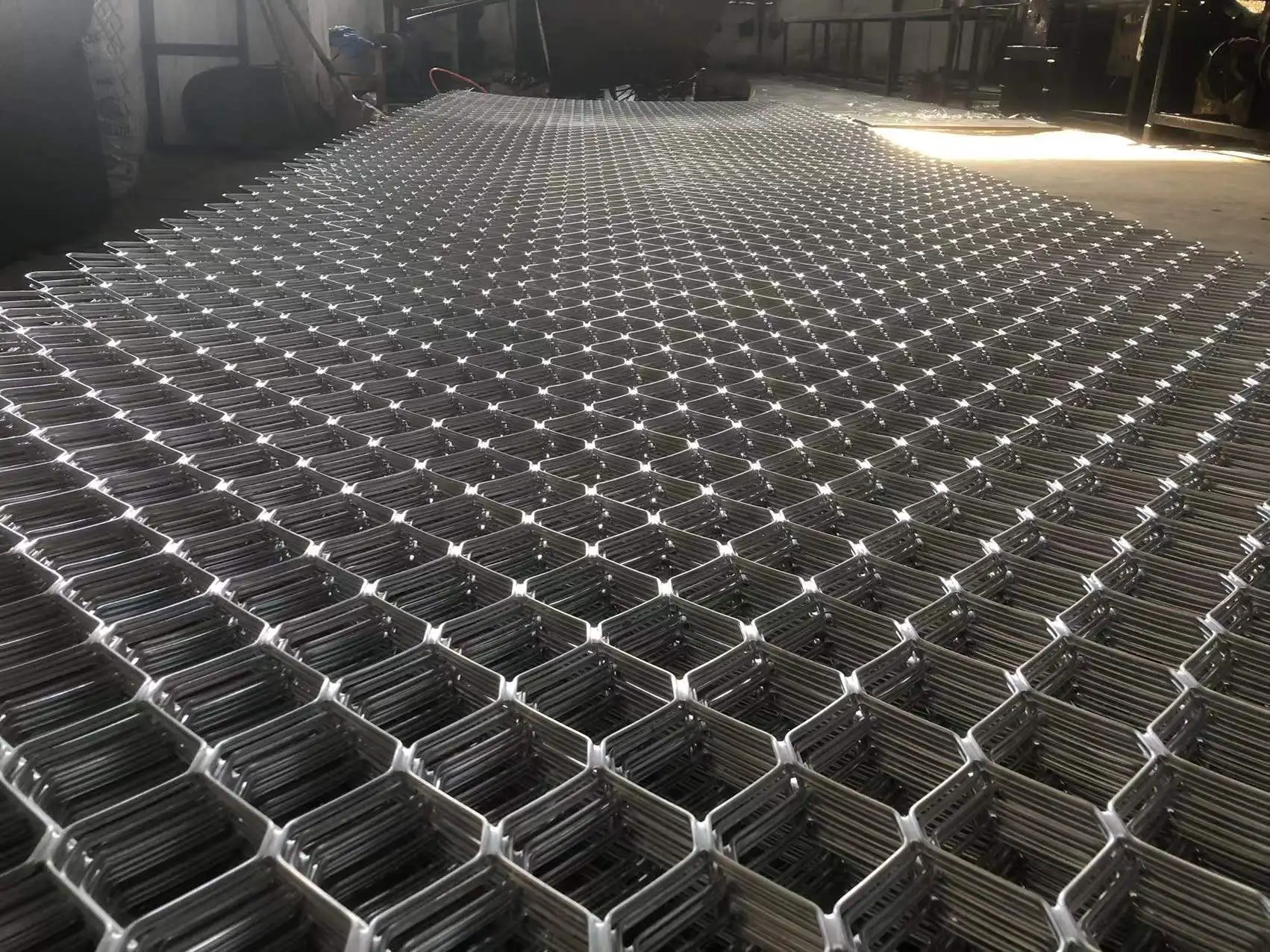 Производство декоративной панели, облицовки, Алмазное отверстие, гриль, алюминиевая Расширенная металлическая сетка