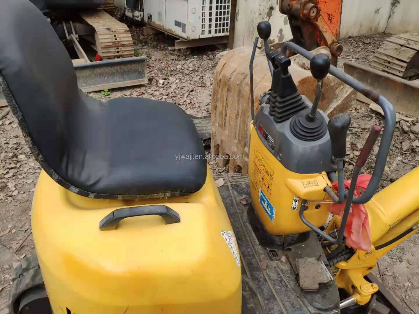 used cheap komatsu pc10 pc18 pc20 pc30 pc35 pc40excavator also mini komatsu PC10 pc18 pc20 pc30 pc35 pc40 used  excavator