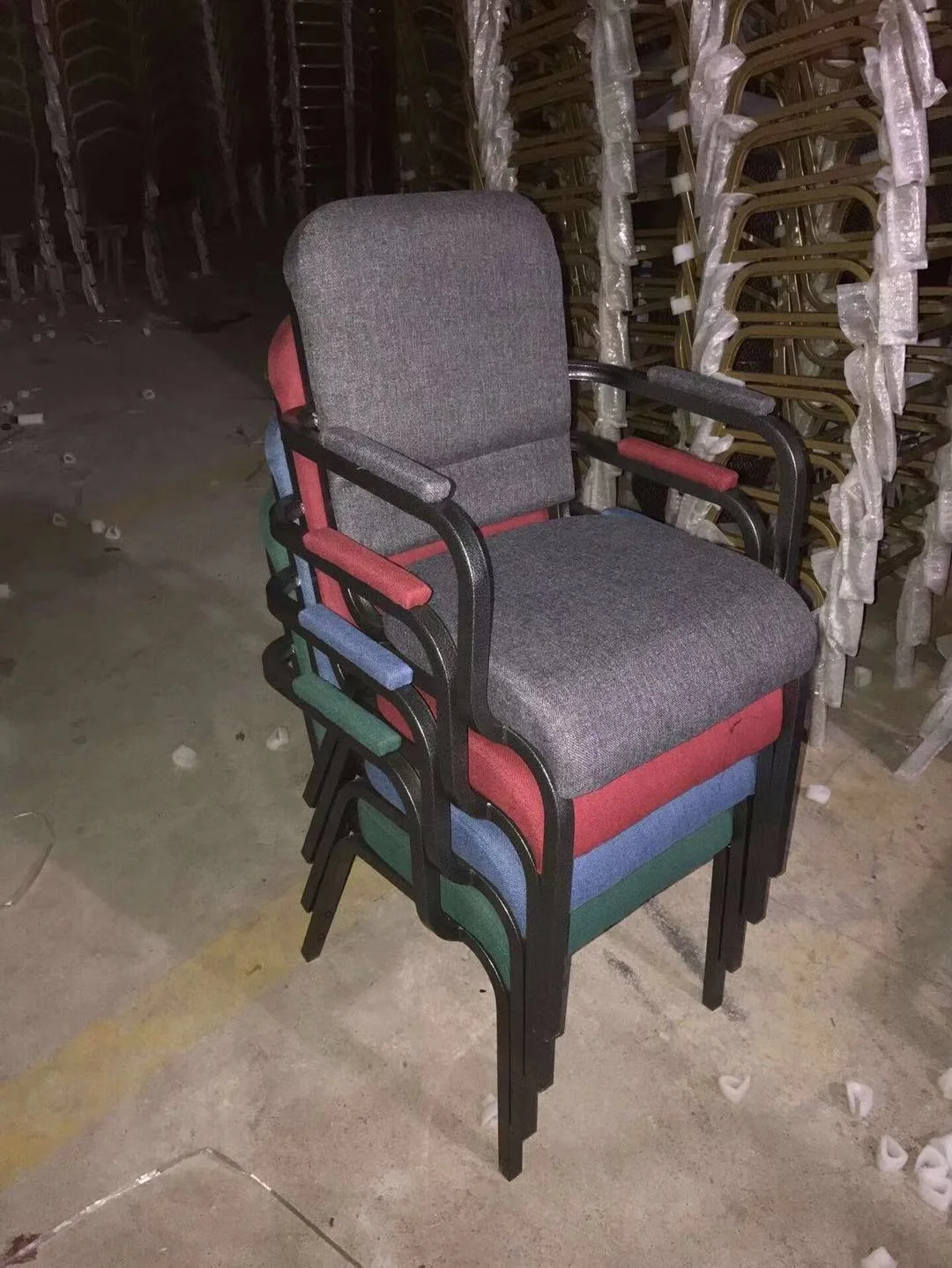Chinese Metal Church Chair With Armrest JC-E211