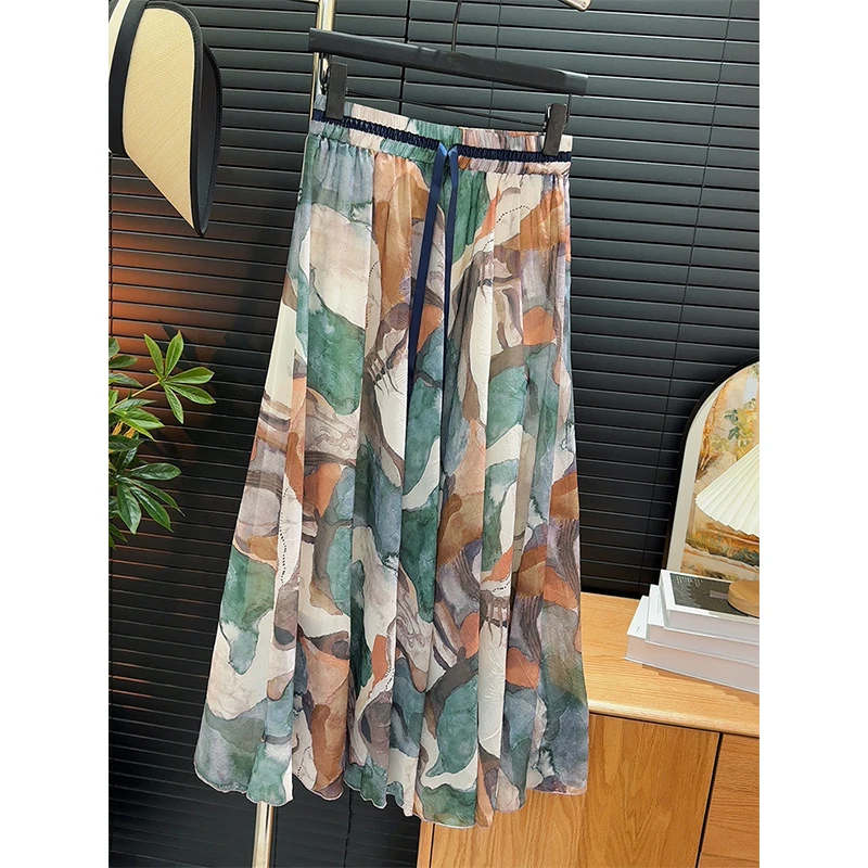 French Retro Holiday Style Skirt New Summer Graffiti Painting A-Line High Waist Design Mid-Length Skirt