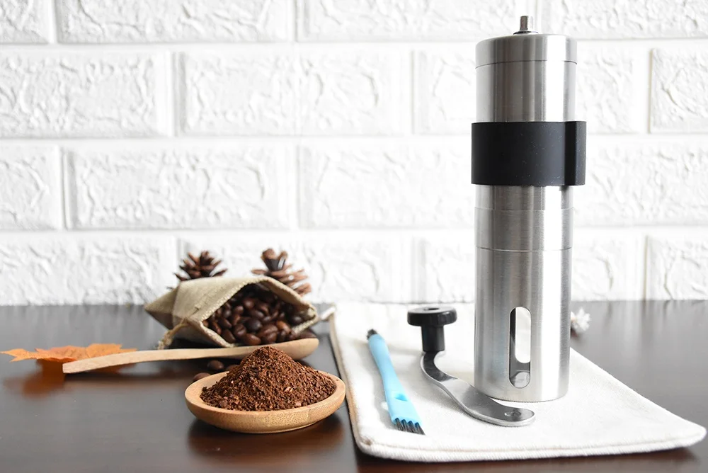 Manual Coffee Grinder Hand Coffee Bean Grinder with Measuring Brush Spoon
