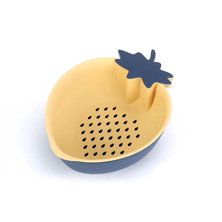 Custom Lovely Strawberry Shape Double Layer Fruit Colander Set Plastic Drain Basket With Small Storage Box