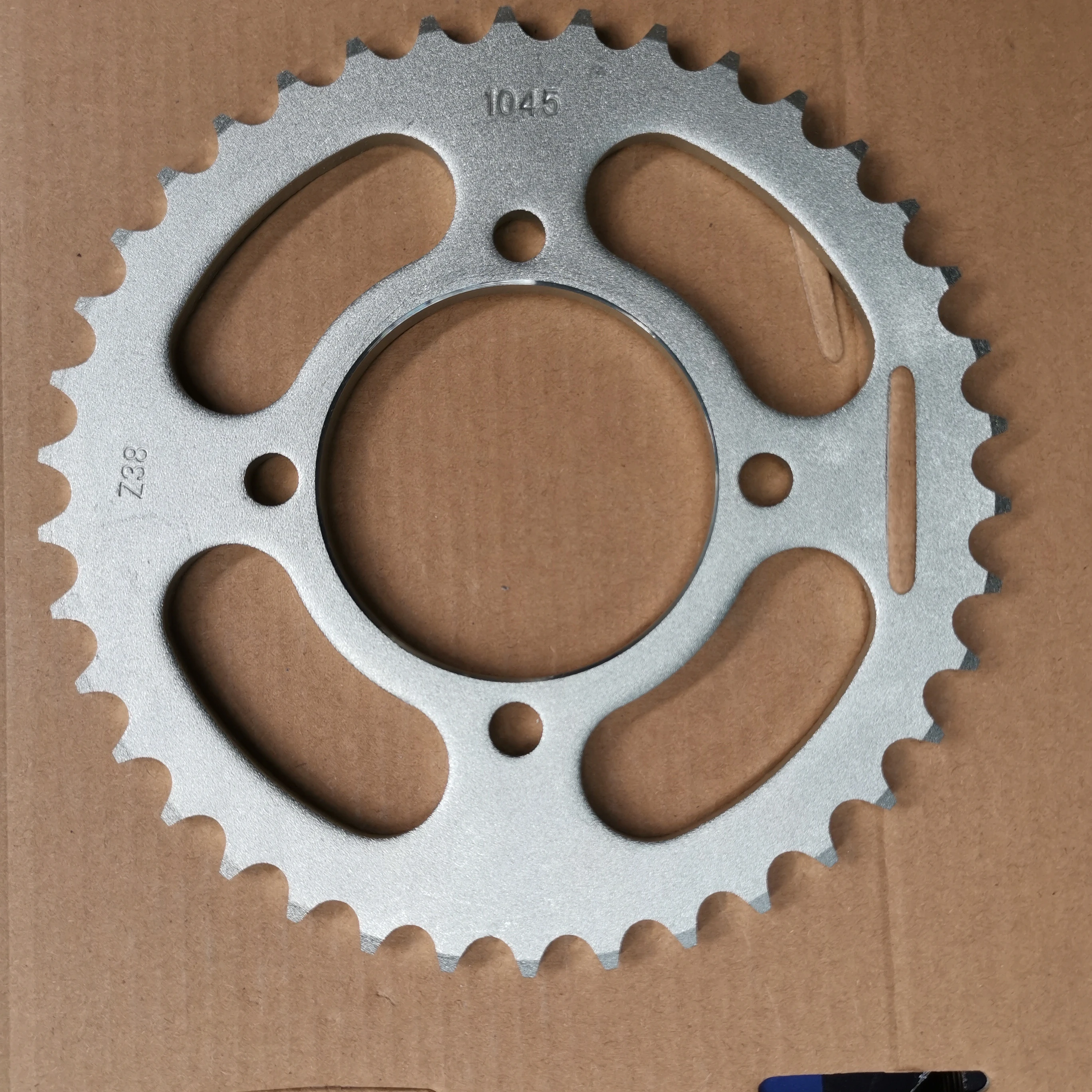 
CGL 125 - 38Zmotorcycle sprocket and chain sets OEM logo package 