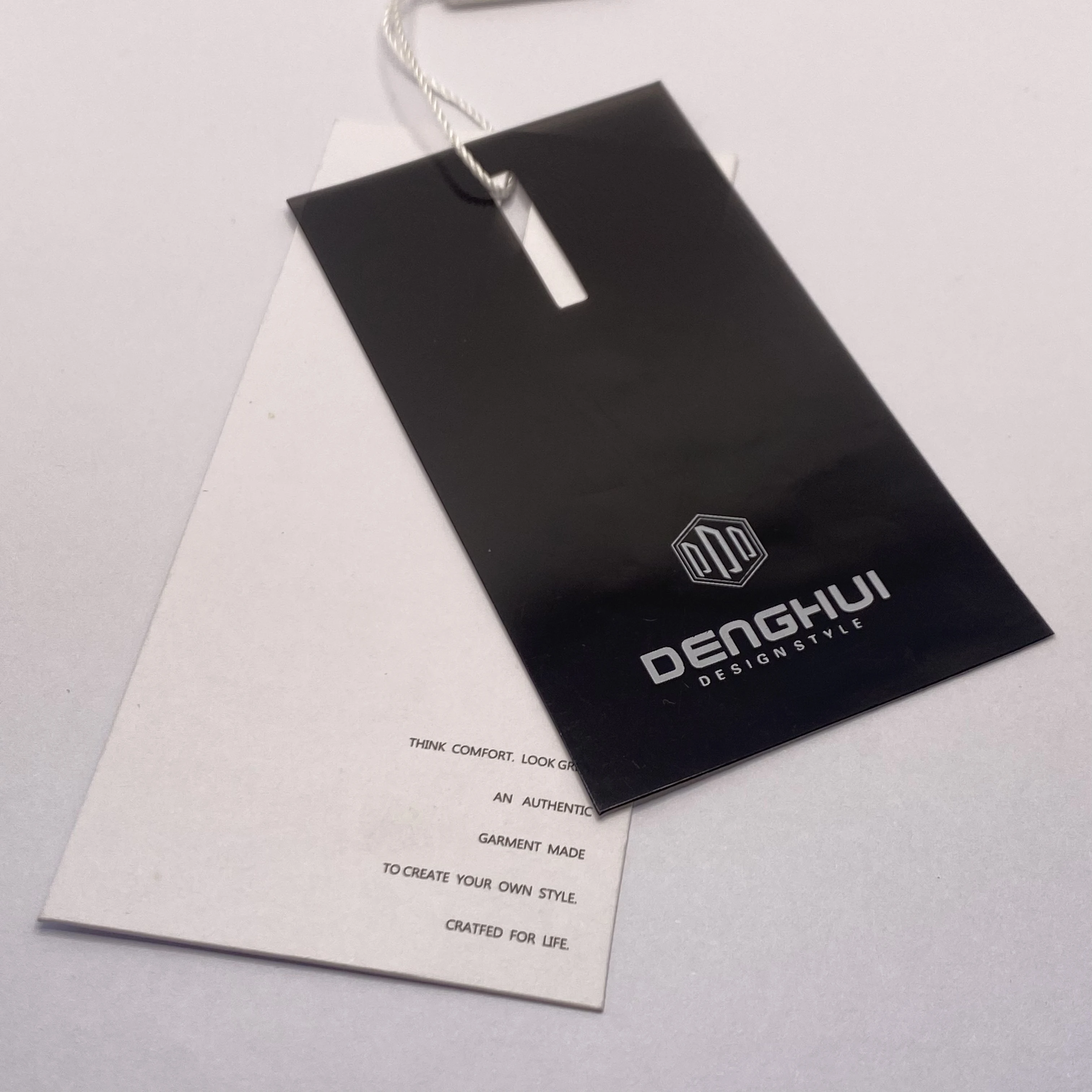 Hot Selling plastic parcel tag Luxury Clothing Hang Tag Label Customized PVC Plastic Garment Hang Tag Sets With String