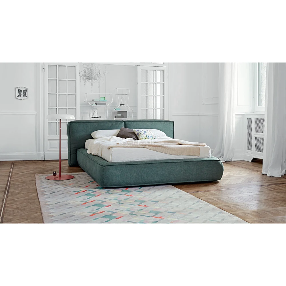 Top quality European style minimalist bed available for retail wooden  Designer Bed King Size Double Bed Frame
