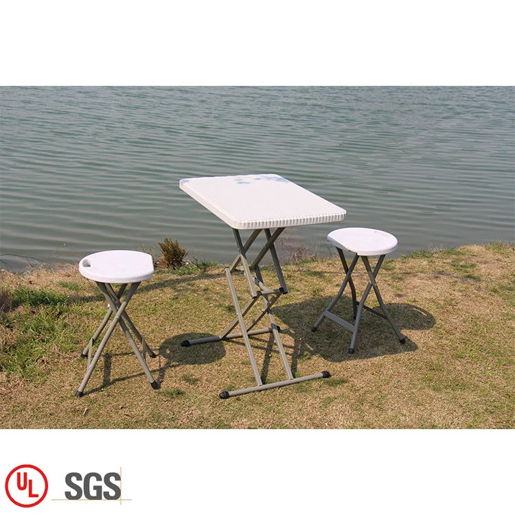 China suppliers white small bar height foldable chairs round hdpe plastic folding bar chair