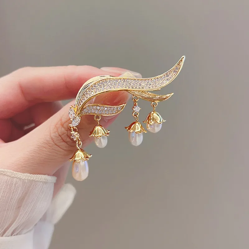 Lily of the Valley Fringe Smart Pearl Brooch High-Grade Feminine Suit Corsage Design Niche Accessories with Sense of Pin