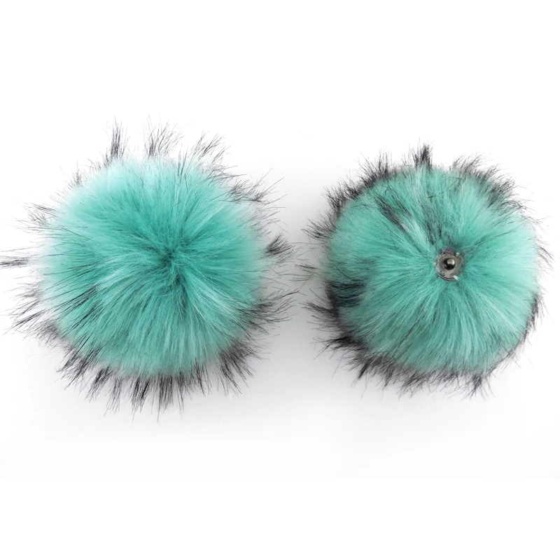 fur pom with snap (20)