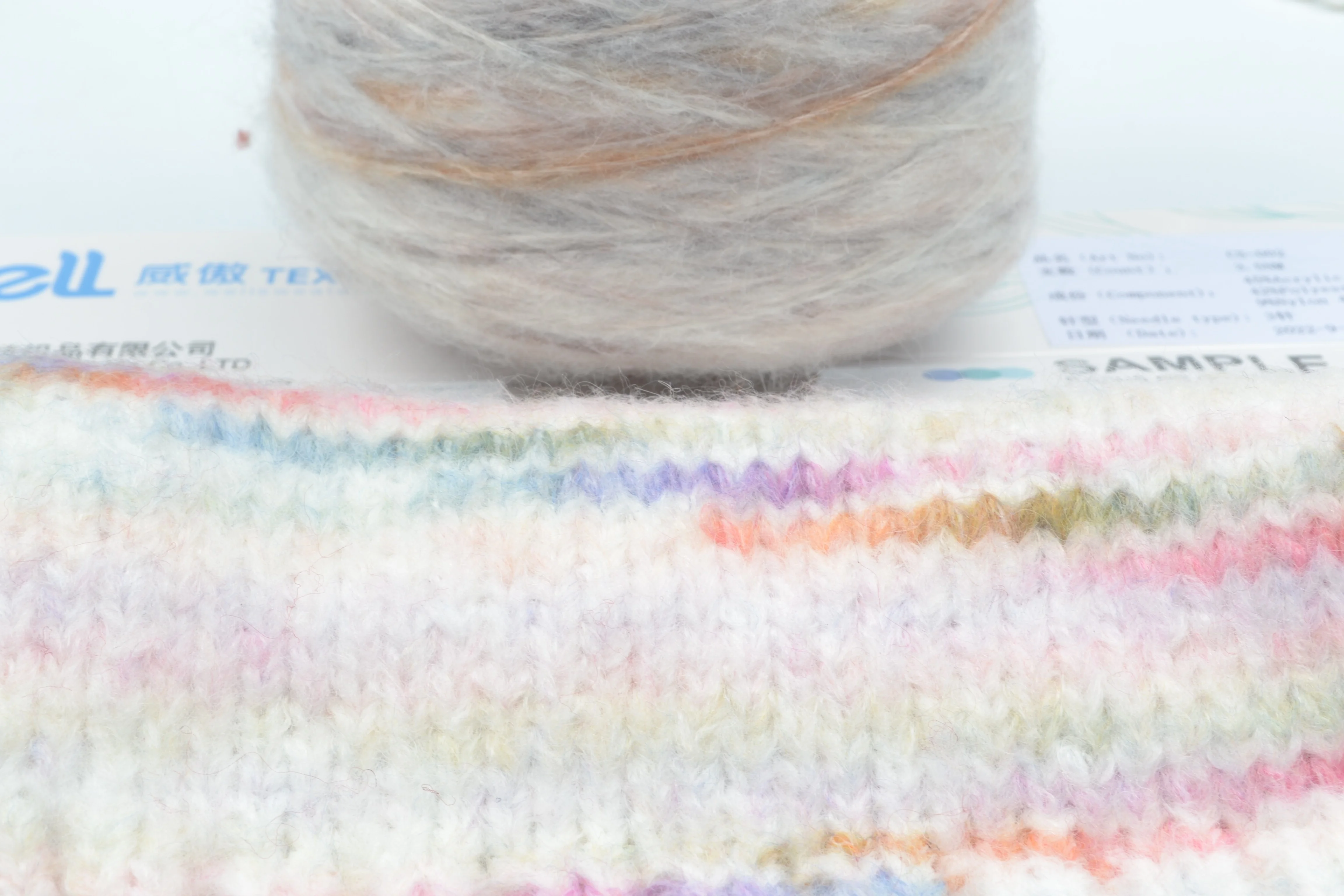 Factory direct sale soft acrylic nylon wool  blended  yarn customized color sweater yarn for knit machine