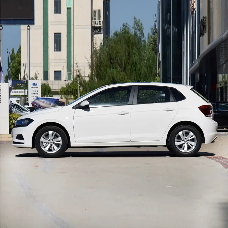 Top Sale New sedan 2023 Vw Polo Plus 330tsi 1.5l Fwd Sunroof 5 Seaters Small Vw Sedan Gasoline Car