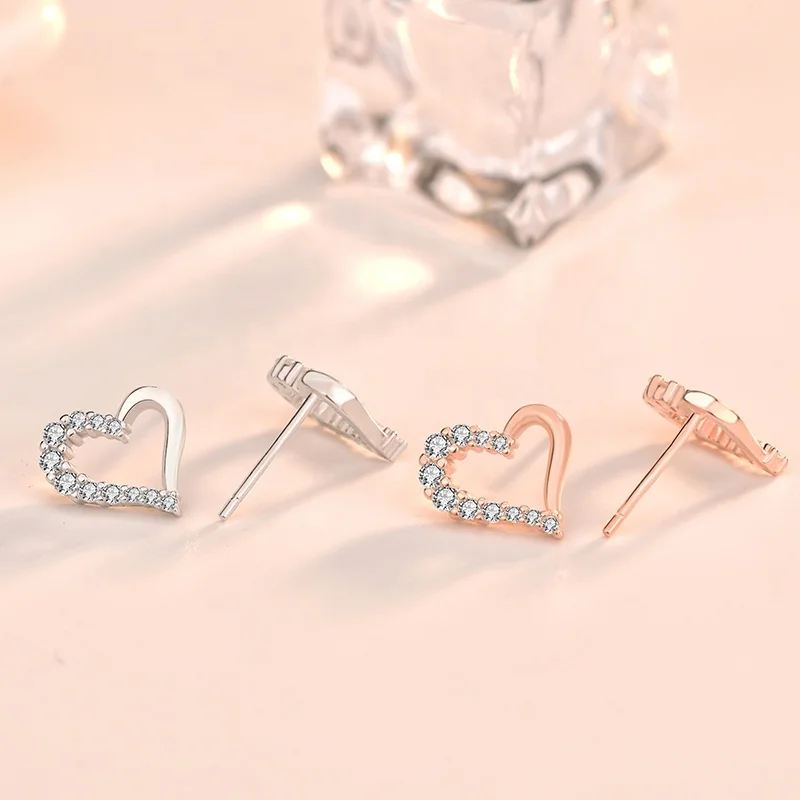 EC35 2019 Rhodium Plated Jewelry In Korea Design 925 Silver Love Heart Creative Stud Earrings wholesale