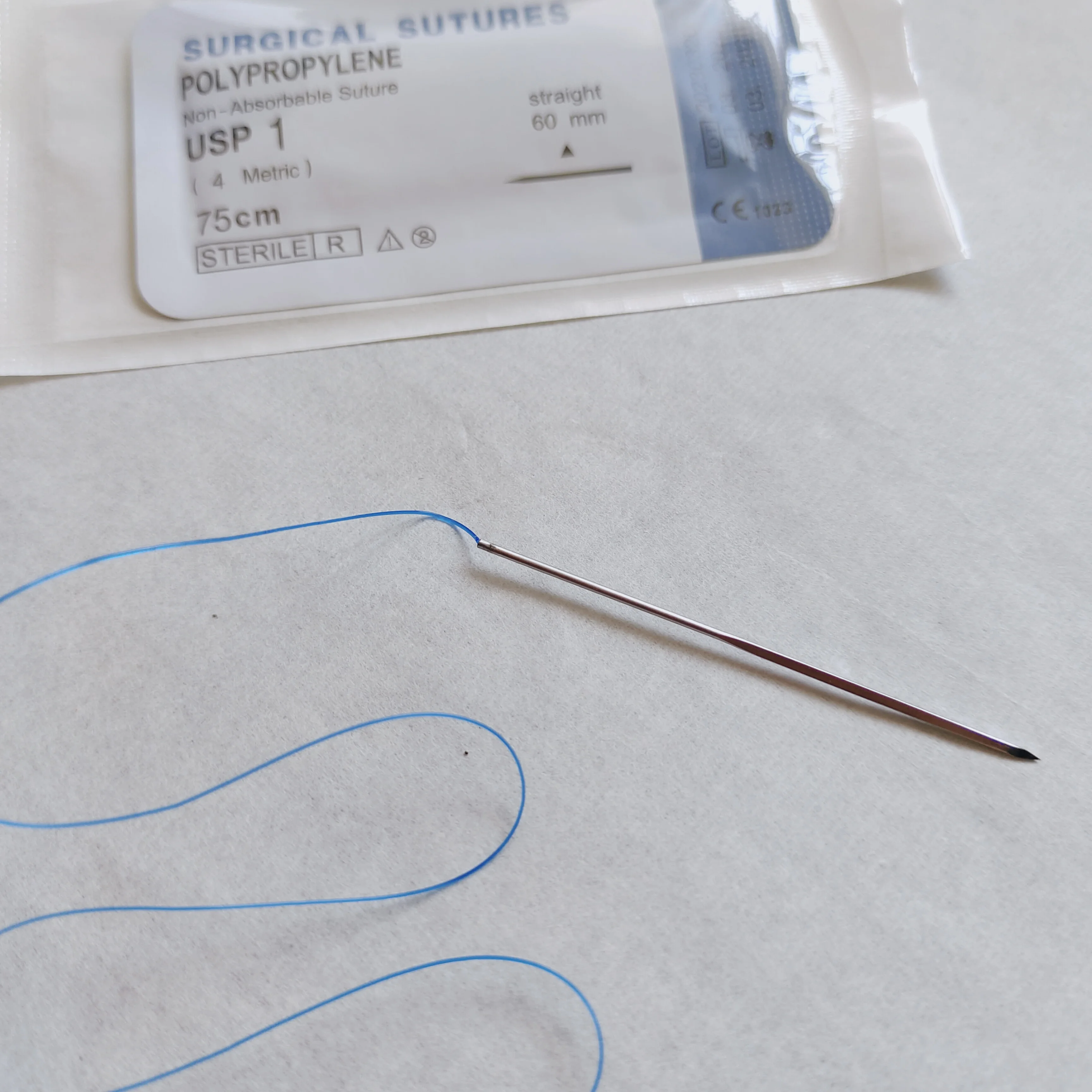 Low Price Disposable Sterile Surgical Reverse 3/8 Circle Cutting Suture Needle