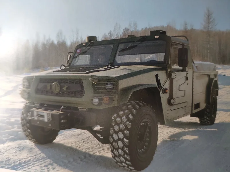 Пикап Yunlihong Dongfeng Mengshi бронированный автомобиль