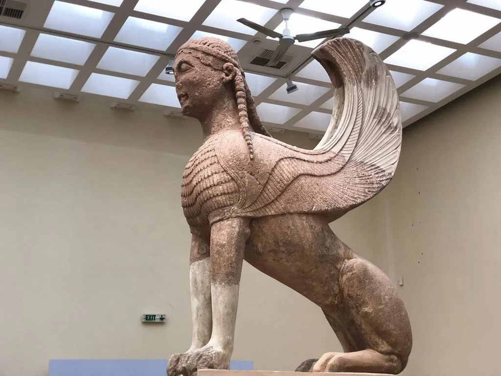 Factory Customized Skeuomorph Hand Carved Stone the Sphinx Statue for Collection