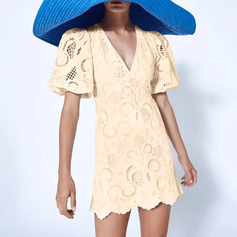 Women Dresses Elegant 2021 Ropa Dama Solid Short Puff Sleeve Lace Mini Dress