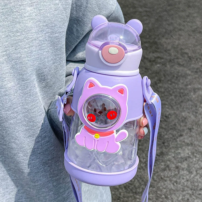 2024 hot sale new cute bear  reusable 700 ml plastic kids water bottles with cartoon characters