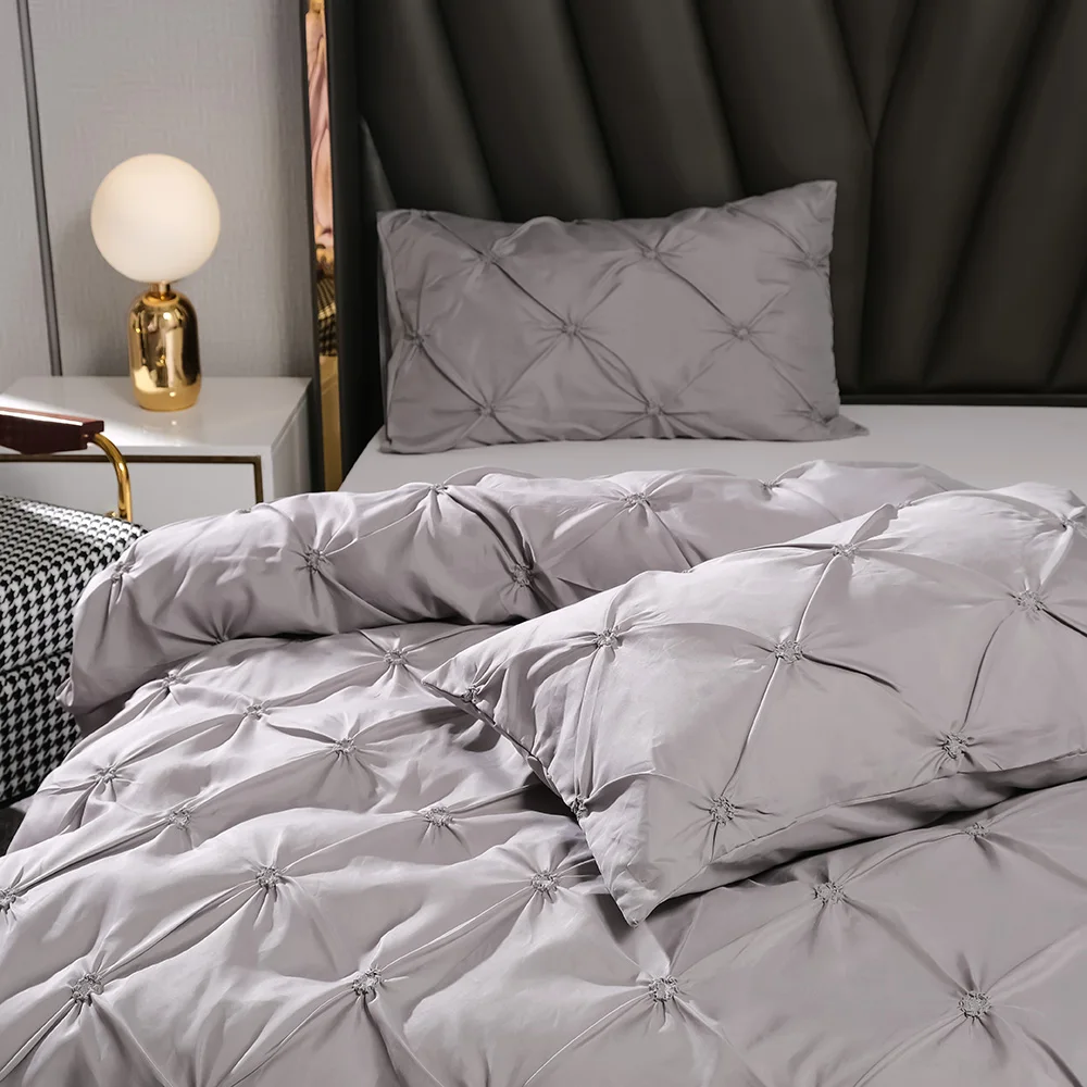 Affordable Luxury Pinch Pleat Pintuck 3 Pieces Elastic Embroidery Floral Pattern Microfiber Set Duvet Cover For Bedroom