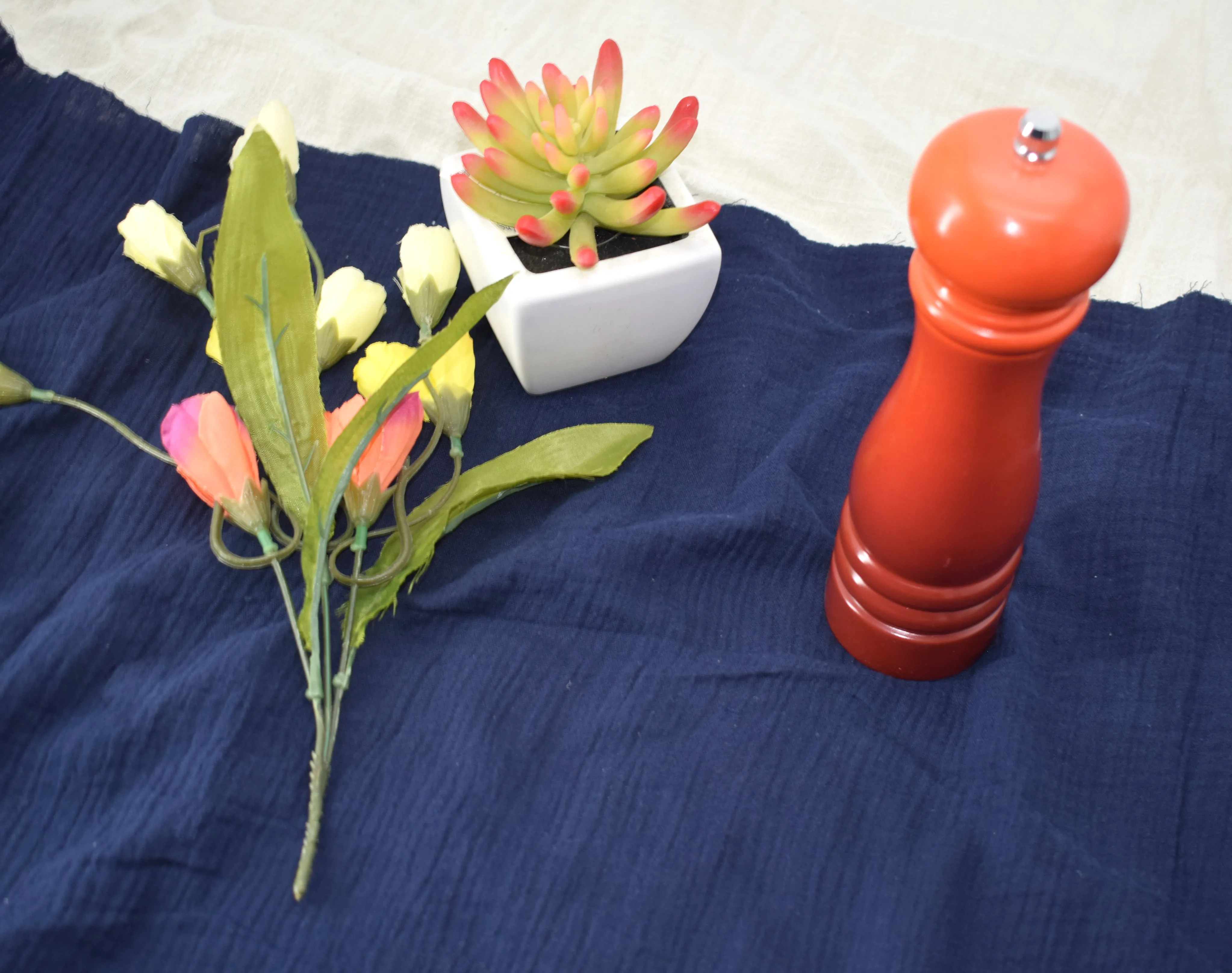 Hot Selling Hand Movement Solid Wood Salt Pepper Mill Adjustable Ceramic Salt Spice Pepper Grinder