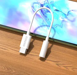 FONENG brand 2022 hot selling  high quality BM21 Type C to 3.5mm Adapter for Mobile Phone