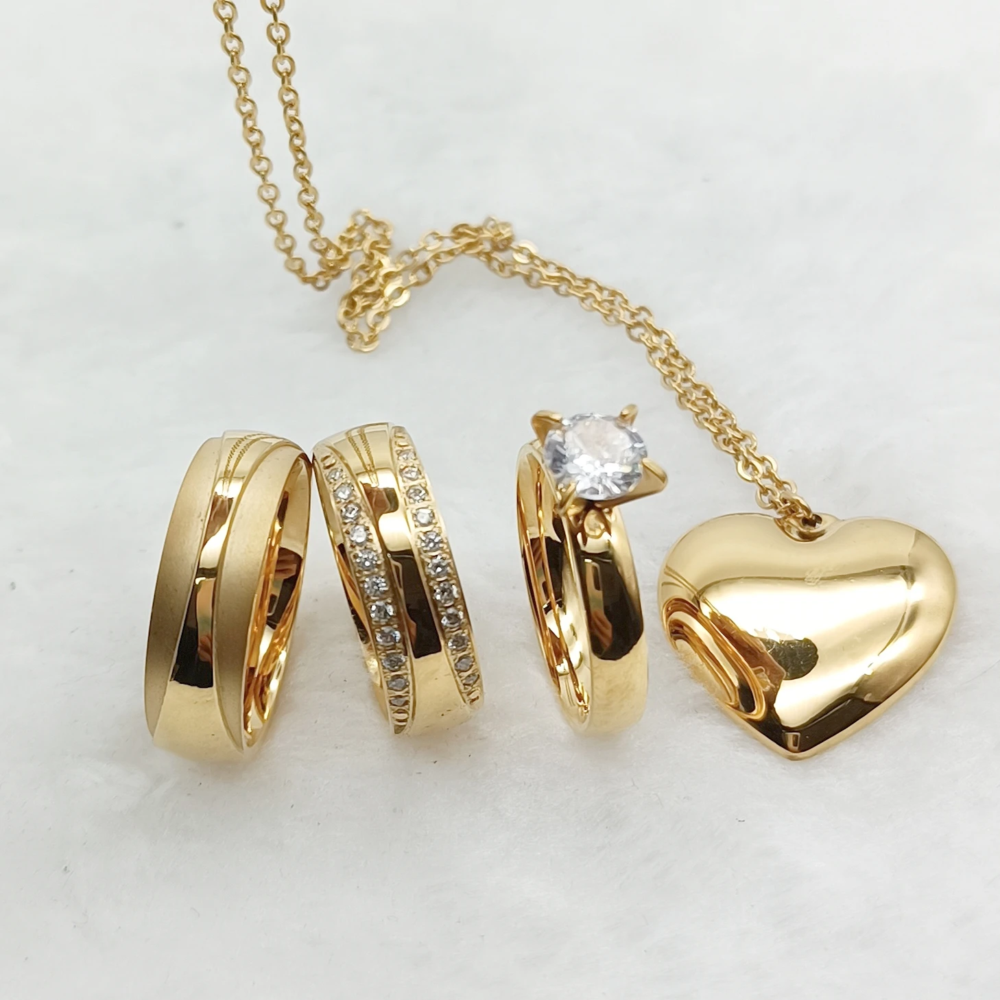 Stainless Steel Engagement Ring 1 Carat Cz Diamond Ring Dubai Jewelry Sets 18k Gold Plated Wedding Couples Jewelry Pendant