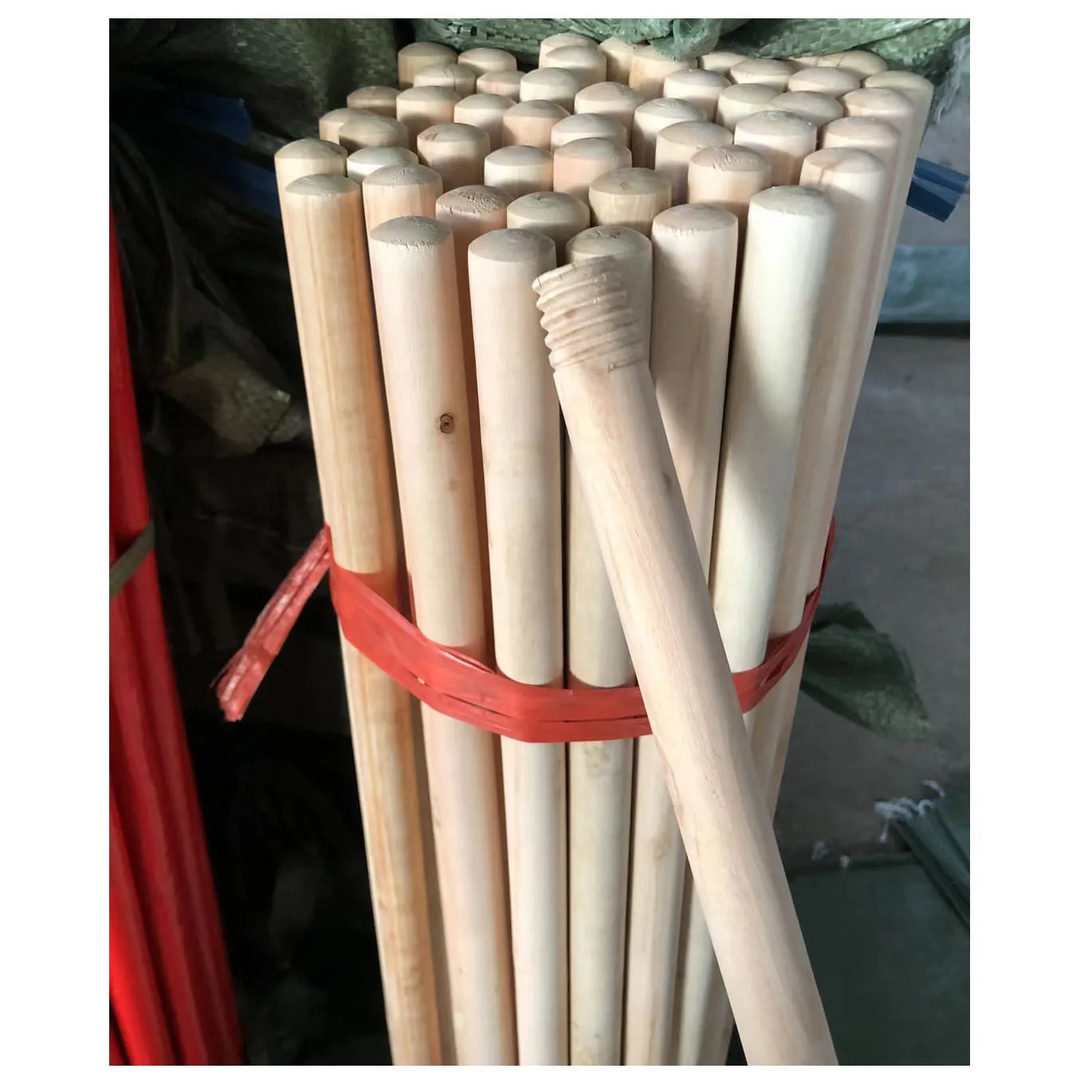 Factory Price High-Quality Thick Wood for Broom Mop Brush Handle