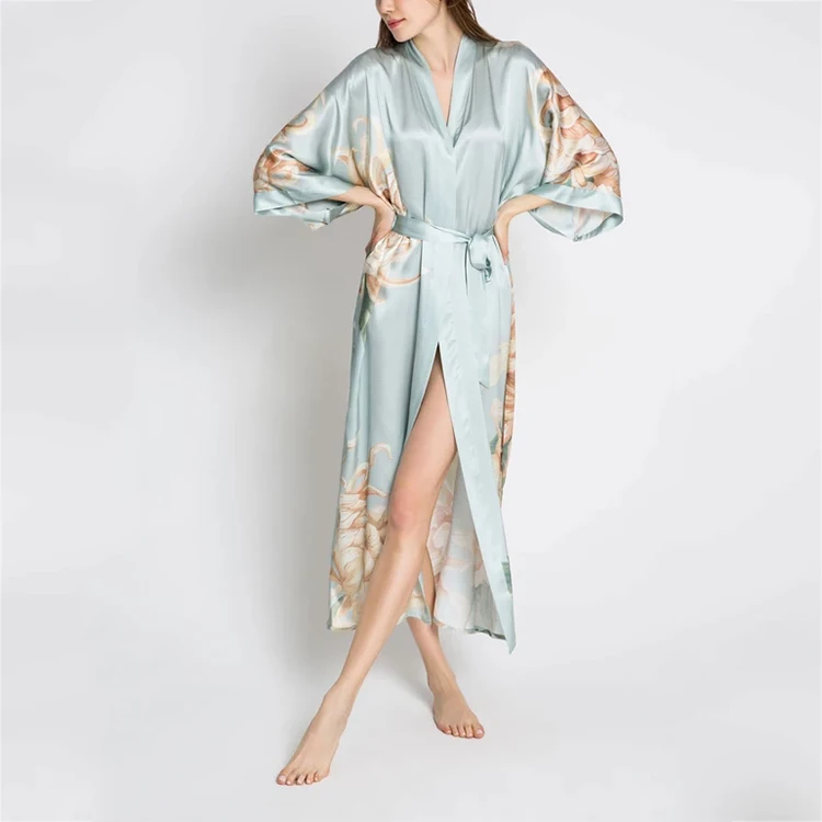 Low Price Cotton Long Printed Silk/Women's Satin Custom Pajamas with Free Sample, Made in China