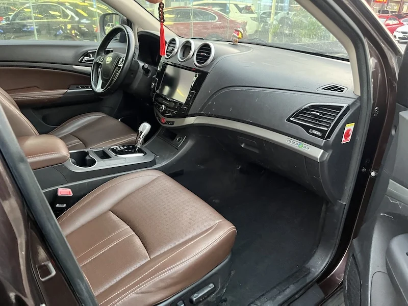 Лидер продаж подержанные автомобили 2015 byd auto S7 2 0 T дешевые на бензине