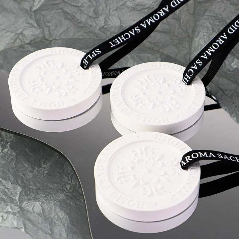 Customized Home/Wardrobe/Car Pendant Hanging Aromatherapy Gypsum Fragrance Essential Oil Scented Aroma Plaster Diffuser