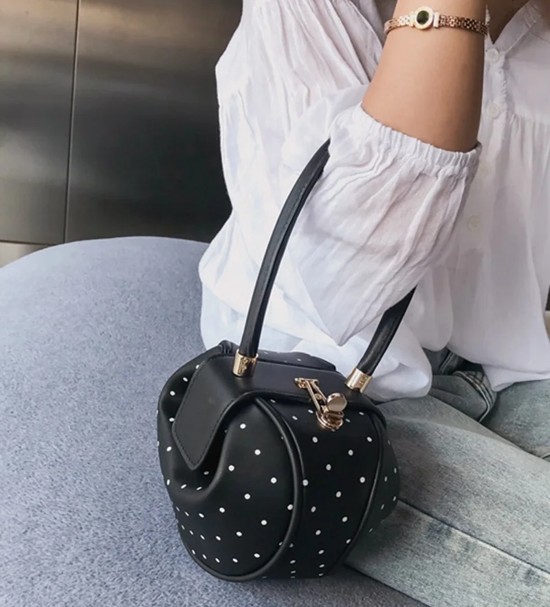 
New Korean fashion ladies PU Leather polka dot lock small round bag Dumpling Top-handle Women Handbags 