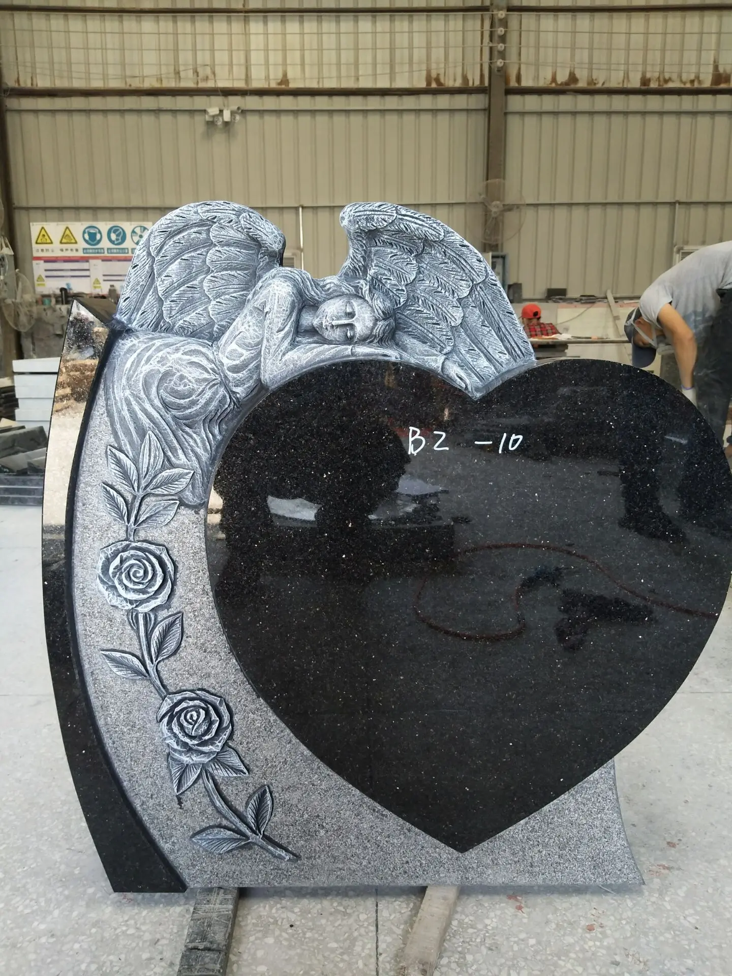 Child Angel Statue Polished Funeral Gravestone Headstone Tombstone with Carved Black Heart