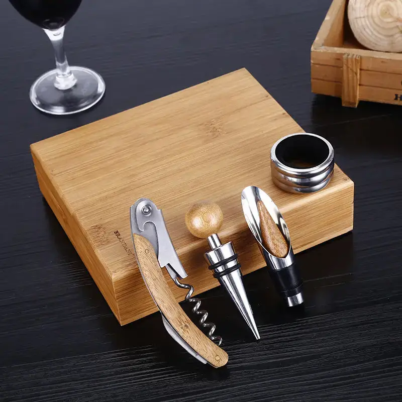 Wine Accessories Wine Bottle Opener Box Kit Wooden Gift Case 4 in 1 Customized Red Wine Corkscrew Set With Lid