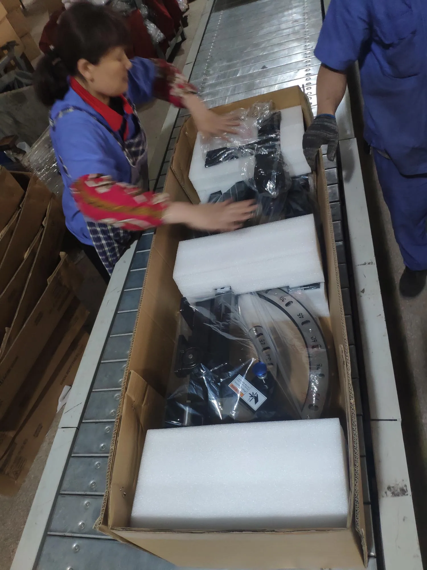 SH Commercial strength training machine fitness equipment crossed cable fitness equipment