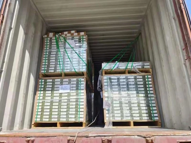 2022  Hot Sale And Quality  Household Fireproof Plastic  Loose Lay Vinyl Plank Flooring